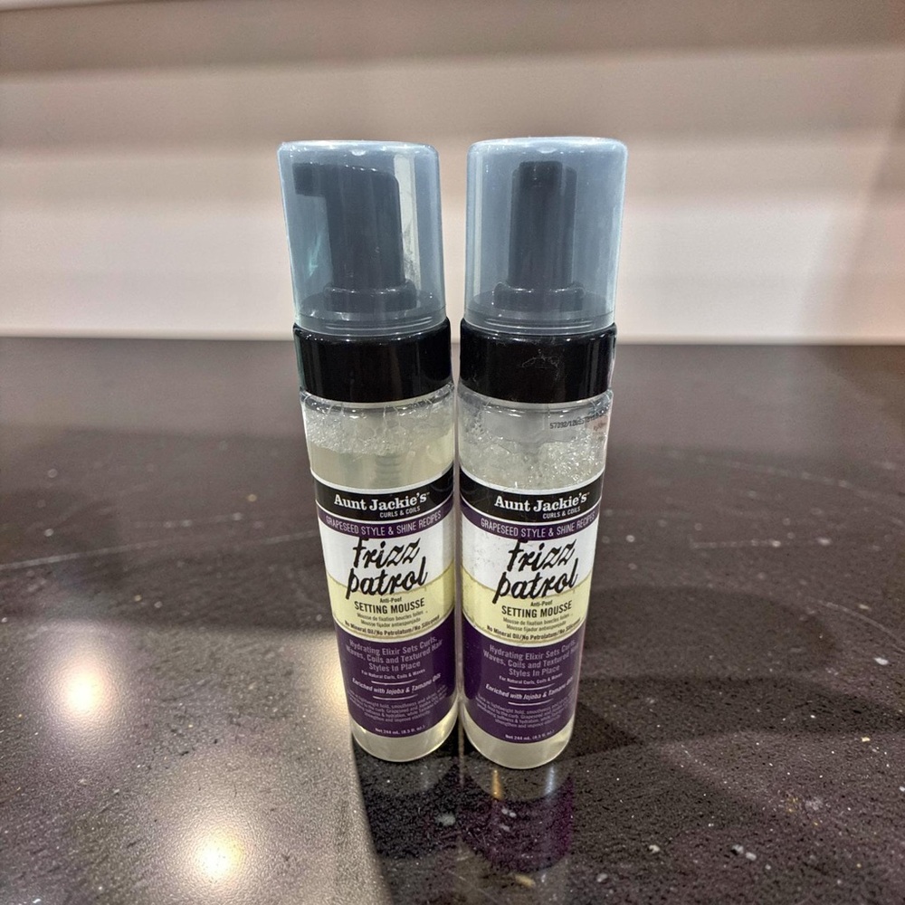 2 PACK Aunt Jackie's FRIZZ PATROL Setting Mousse 8.5oz